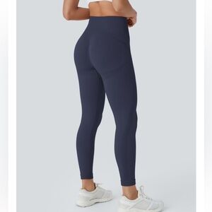 OneForm Seamless Flow High Waisted
Ruched 7/8 Yoga Leggings size large